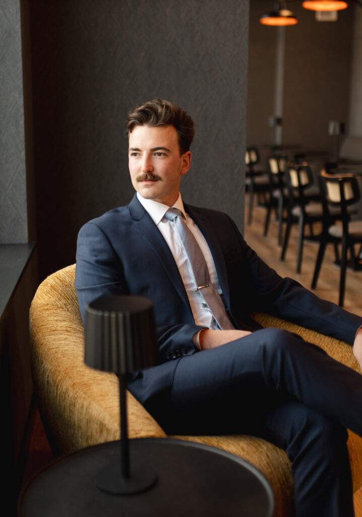 Noah Hoffman headshot, Ottawa REALTOR.
